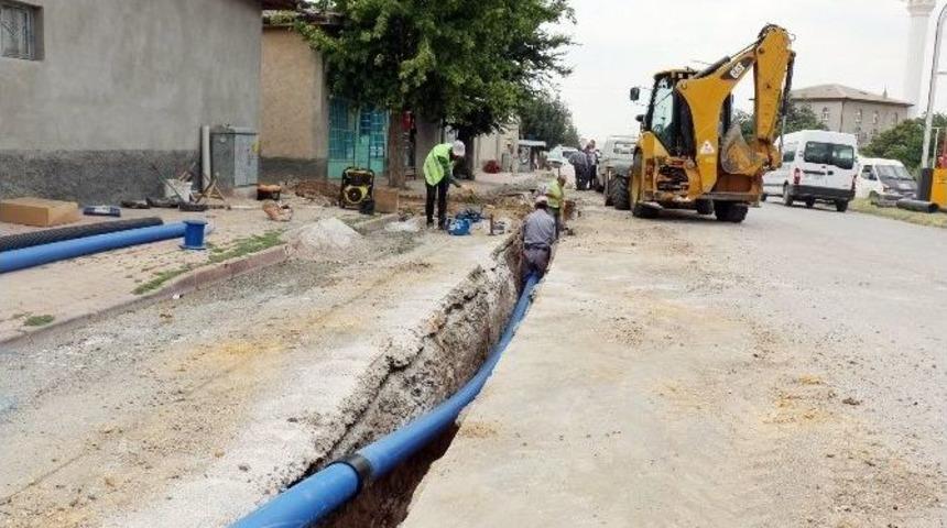 Kadınhanı&rsquo;nın İki Mahallesine 140 Kilometrelik Su Şebekesi