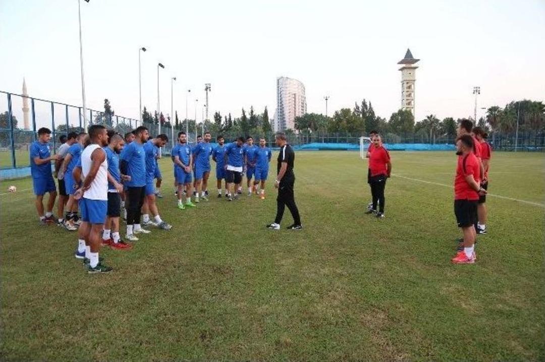 Adana Demirspor, B&uuml;y&uuml;kşehir Gaziantepspor &Ccedil;alışmalarına Başladı