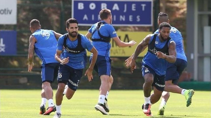 Fenerbah&ccedil;e, Bursaspor Ma&ccedil;ının Hazırlıklarını S&uuml;rd&uuml;rd&uuml;