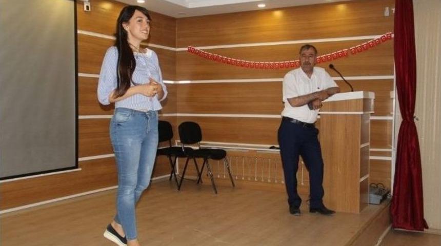 Başkale&rsquo;de Aday &Ouml;ğretmenlere Seminer