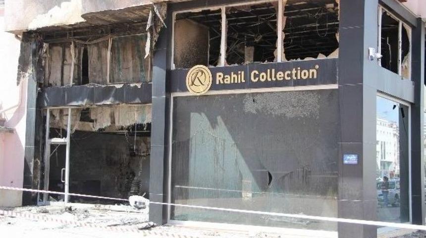 Kundaklama S&uuml;s&uuml; Verdi, Kameralara Ağladı