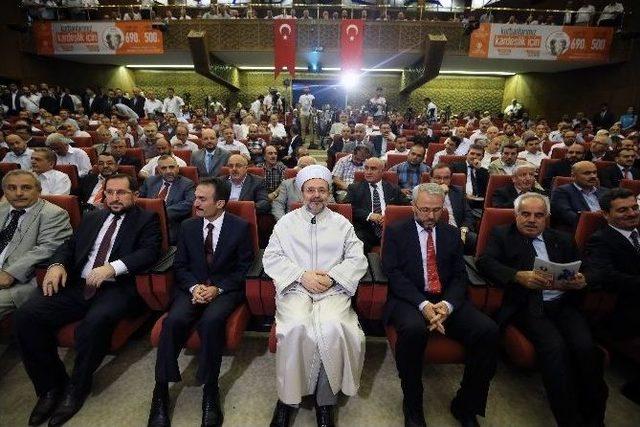 Diyanet İşleri Başkanı Görmez: “kurban Bayramı Namazını Kıldıktan Sonra Evlerimize Gitmeden Önce Şehit Ailelerini Ziyaret Edelim”