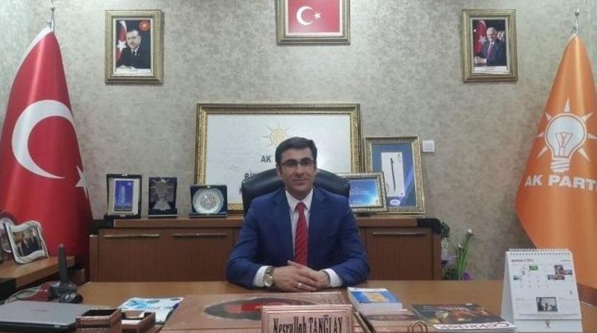 Ak Parti Tatvan Ve Hizan İl&ccedil;e Kadın Kolları Başkanı Değişti