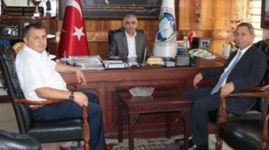 Uysal, Gmis&rsquo;i Ziyaret Etti