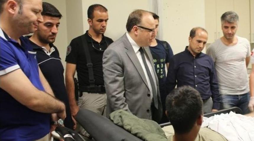 Siirt Valisi Tutulmaz, Yaralı Askeri Ziyaret Etti