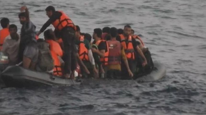 74 Ka&ccedil;ak G&ouml;&ccedil;men Yakalandı