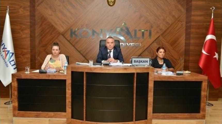 15 Temmuz Şehitleri Konyaaltı&rsquo;nda Yaşatılacak