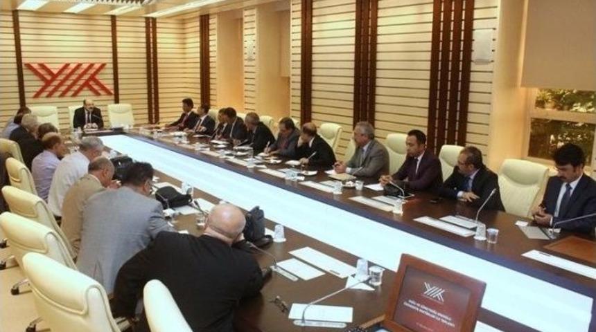 Y&ouml;k Başkanı Sara&ccedil;, Doğu Ve G&uuml;neydoğu&rsquo;daki &Uuml;niversitelerin Rekt&ouml;rleri İle Bir Araya Geldi