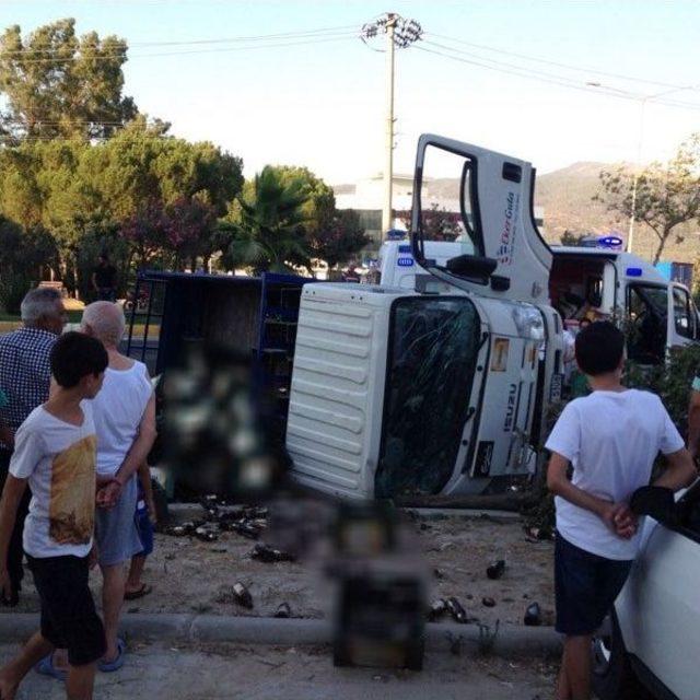 Milas’ta Yüklü Kamyon Devrildi: 1 Yaralı