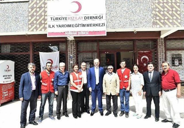 Akgül’den Kızılay’a Bağış