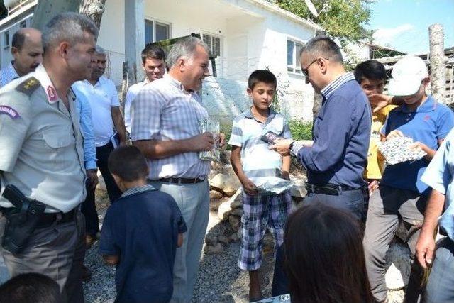 Kaymakam Yıldız, Mahallelilerin Sorunlarını Dinledi