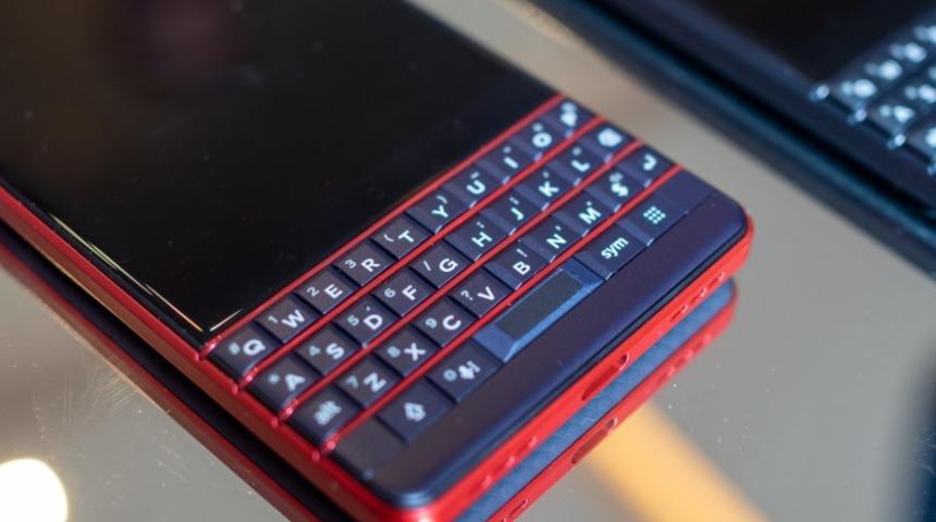 Bir ikon yeniden doğuyor: BlackBerry Key2 LE