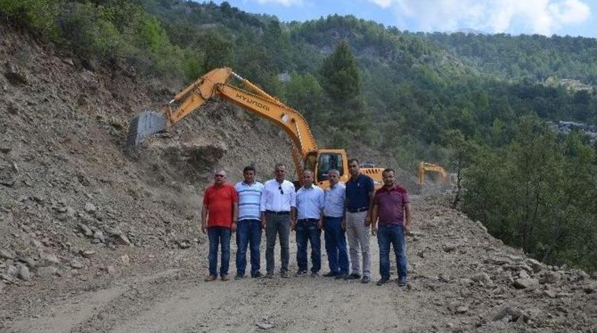 B&uuml;y&uuml;kşehir Alanya&rsquo;da Yolları Genişletiyor