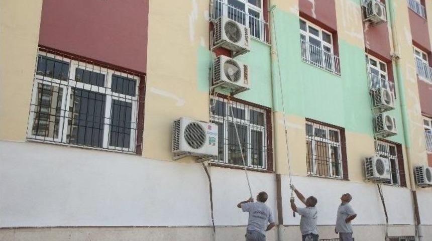 Toroslar Belediyesi, Okulları Yeni Eğitim Yılına Hazırlıyor