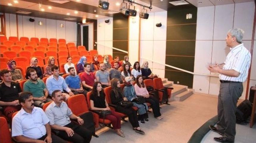Ahlat&rsquo;a Aday &Ouml;ğretmenlere Uyum Eğitimi Semineri