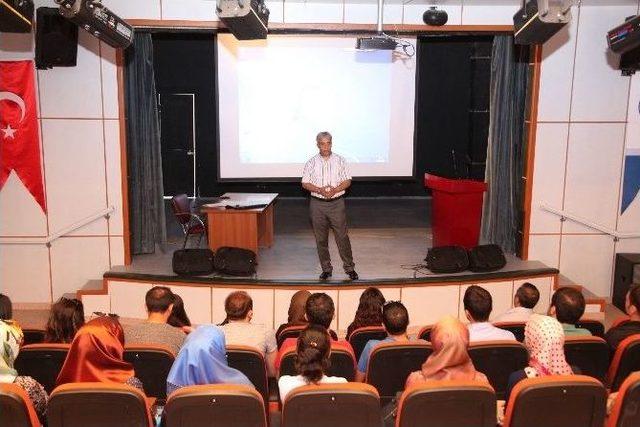 Ahlat’a Aday Öğretmenlere Uyum Eğitimi Semineri