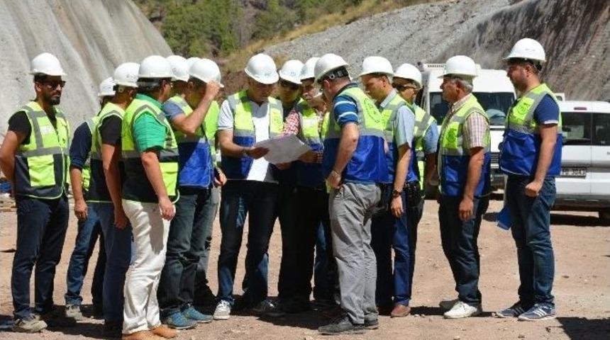 Dsi B&ouml;lge M&uuml;d&uuml;r&uuml; Coşkun, K&uuml;&ccedil;&uuml;k Aksu Barajı&rsquo;nı İnceledi