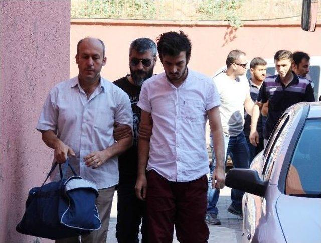 Karabük’te Fetö Operasyonunda 14 Emniyetçi Adliyeye Sevk Edildi