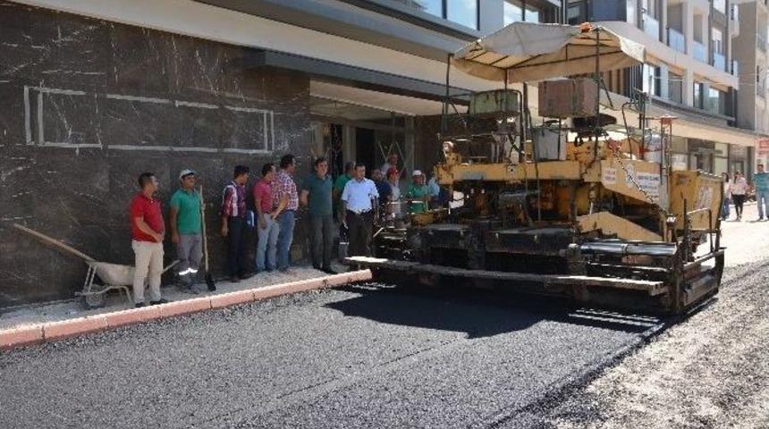 Belediye Meclisi &Uuml;yeleri Asfalt &Ccedil;alışmalarını İnceledi