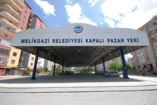 16 Kapalı Semt Pazar Yeri, 3 Mobil Kurban Ünitesi İle 19 Kurban Kesim Yerinde Tedbirler Tamam