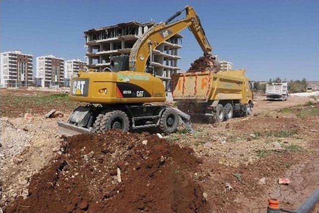 Haliliye Belediyesi Yeni Yapılar Bitmeden Yolları Açıyor