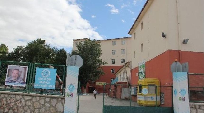 Şehit Erol Ol&ccedil;ok&rsquo;un İsmi Mezun Olduğu Okula Verildi