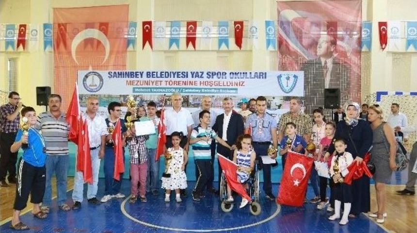 Şahinbeyli Sporcular Sertifikalarını Aldı