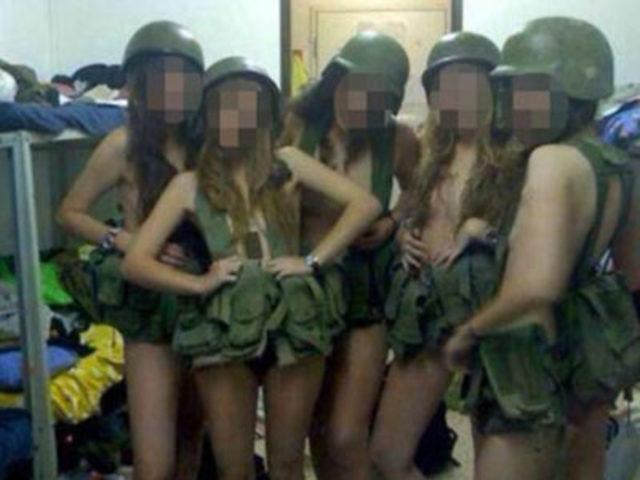 Orduda &ccedil;ıplak asker krizi 6