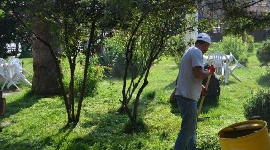 Bayırk&ouml;y Beldesi&rsquo;nde Bayram Temizliği