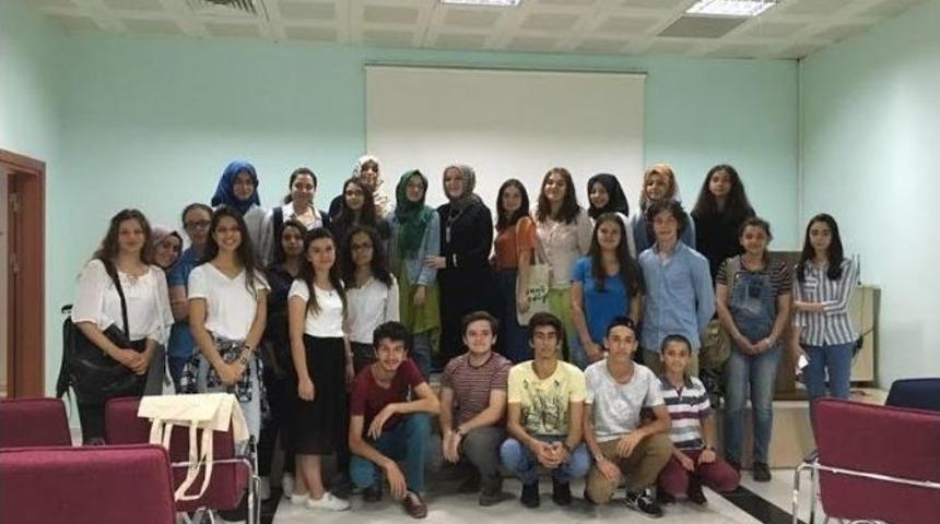 Gen&ccedil;lik Bu At&ouml;lyelerde Buluştu