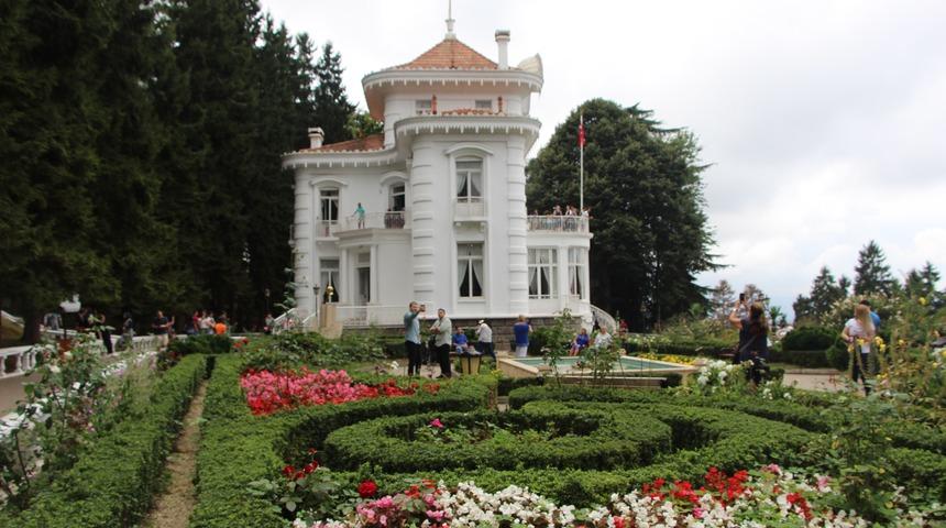 Atatürk Köşkü’nde bilinmeyen gizli geçit! Vasiyetini yazmıştı