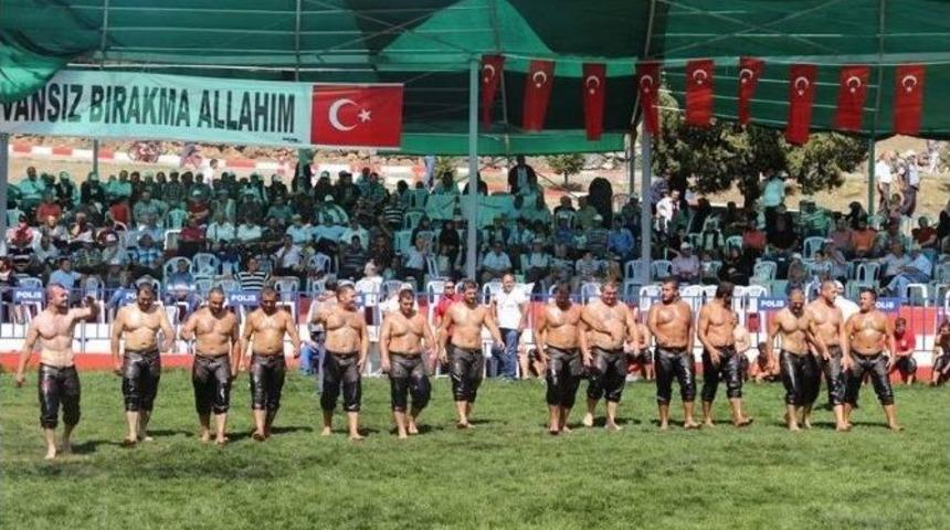 Şaban Dede 1. Yağlı Pehlivan G&uuml;reşleri&rsquo;nde Başpehlivan Fatih Atlı