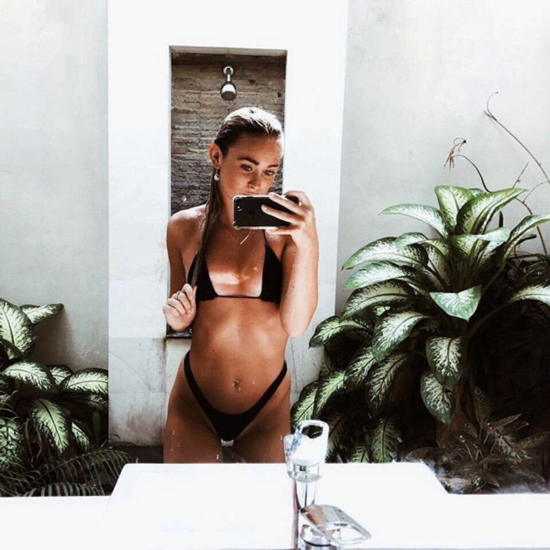 Gen&ccedil; model asılmış halde bulundu! 