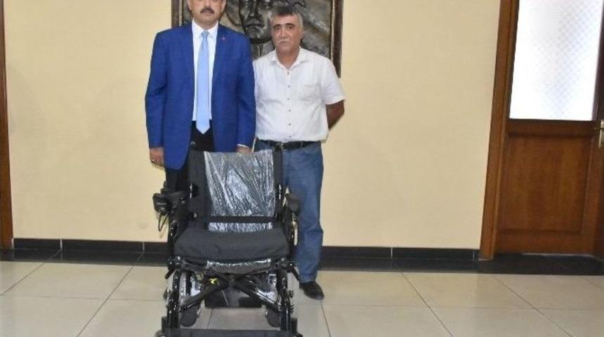 Nazilli Belediyesi Engelli Vatandaşın Yardımına Koştu