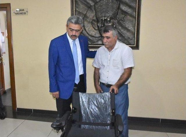 Nazilli Belediyesi Engelli Vatandaşın Yardımına Koştu 1