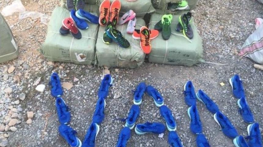 Van&rsquo;da Bin 564 &Ccedil;ift İmitasyon Spor Ayakkabı Ele Ge&ccedil;irildi