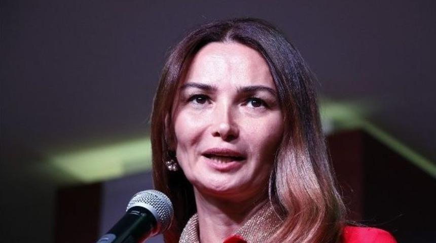 Azerbaycan Milletvekili Paşayeva: "t&uuml;rk-m&uuml;sl&uuml;man D&uuml;nyasının Kalesi Olan T&uuml;rkiye&rsquo;yi &Ccedil;&ouml;kertmek İstiyorlar"