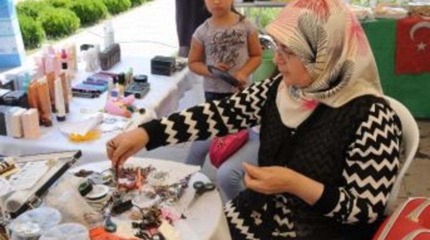 Bayram Hediyeleri Hanımeller &Ccedil;arşısı&rsquo;ndan