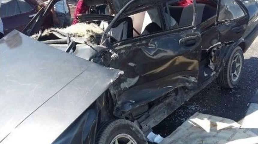 Hava Alanı Kavşağında Kaza: 1 Yaralı