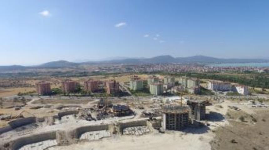 Toki, Beyşehir Huğlu&rsquo;da İnşa Edeceği 99 Konut İ&ccedil;in İhaleye &Ccedil;ıkıyor