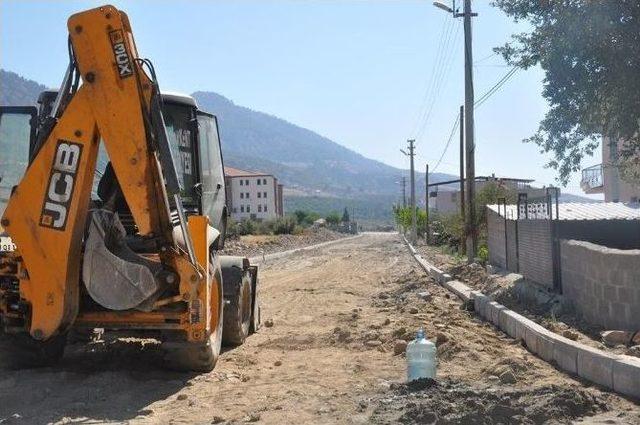 Başkan Erol, Buharkent Myo İçin Yapılan Çalışmaları Yerinde İnceliyor