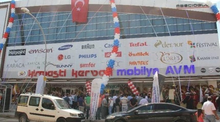 Kirmasti Kervan Mobilya Avm&rsquo;nin 6&rsquo;ncı Şubesi Hizmete Girdi