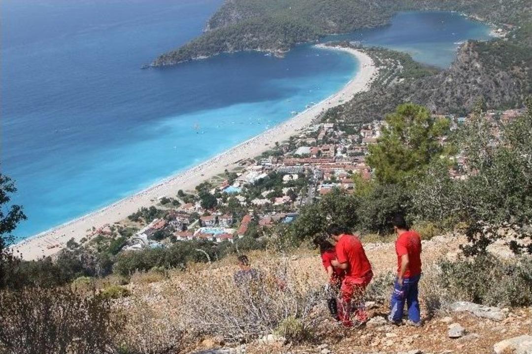 Paraş&uuml;t&ccedil;&uuml;y&uuml; Umke Ve 112 Ekipleri Kurtardı