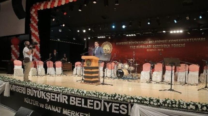 Konservatuar &Ouml;ğrencileri Sertifikalarını Aldı