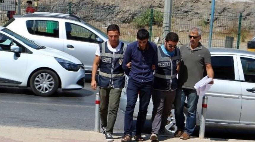 Alanya&rsquo;da Suriyeli Dolandırıcı Yakalandı