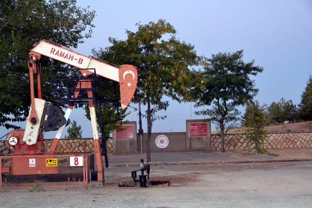 Bu kuyudan 70 yıldır kesintisiz petrol çıkarılıyor