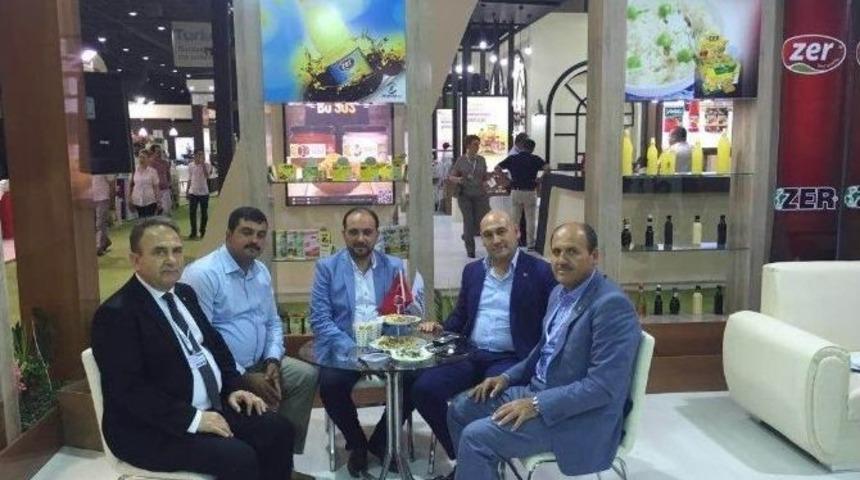 Baybatur Gıda Fuarında Manisalı Firmalarla Buluştu