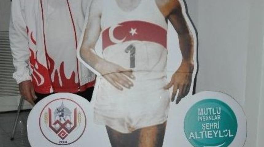 İsmail Ak&ccedil;ay&rsquo;dan Şampiyon Olmak İsteyenlere &Ouml;ğ&uuml;t