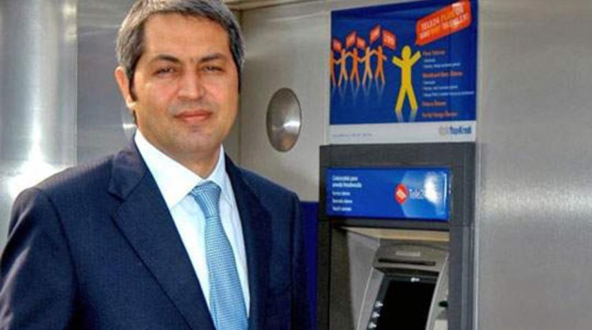 Yapı Kredi'ye dijital bankacılık yarışmalarından toplam 18 ödül