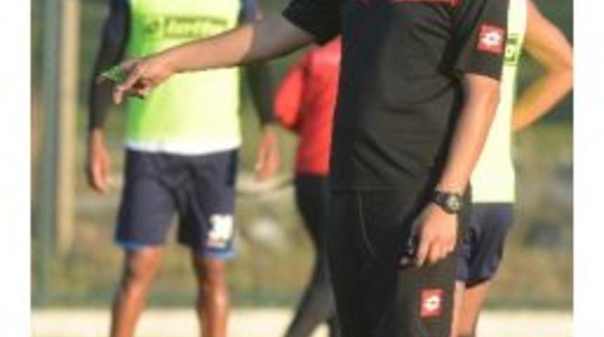 Bb Erzurumspor Teknik Direkt&ouml;r&uuml; Yıldırım: &ldquo;&uuml;zg&uuml;n&uuml;z, Kaybettik&rdquo;